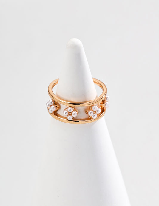 Moonlit Petal Chain Ring
