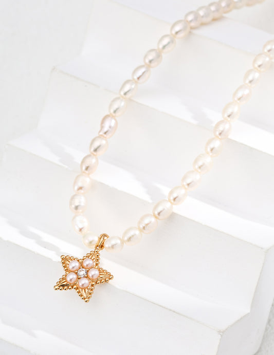 Five-Pointed Star Pearl Necklace