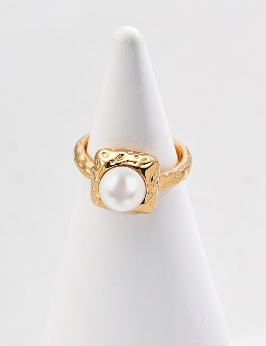 Golden Tempest Pearl Ring