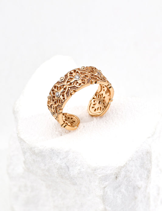 Gothic Filigree Dual-Tone Ring