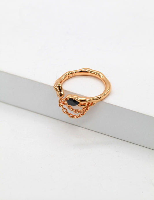 Twisted Shadow Chain Ring