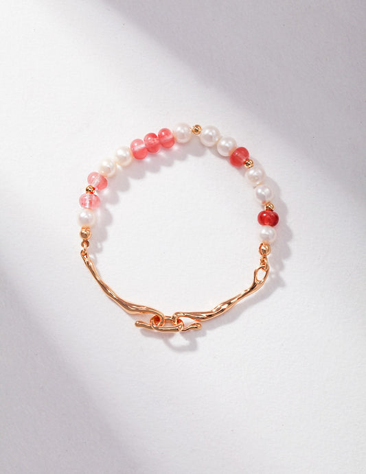 Strawberry Moon Pearl Bracelet