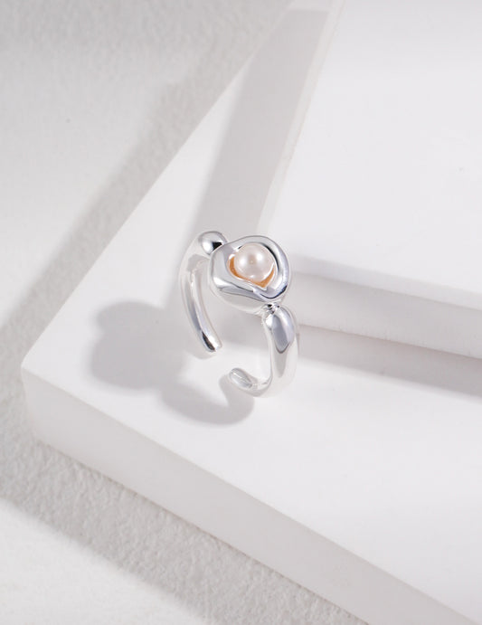 Lunar Pearl Minimalist Ring